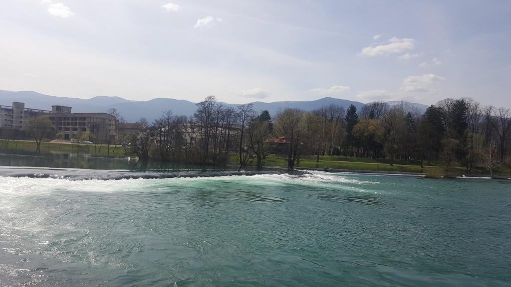 Apartmani Una 1 Bihac Luaran gambar